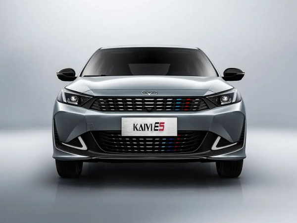 Когда начнутся российские продажи дешевой версии седана Kaiyi E5 Когда начнутся российские продажи дешевой версии седана Kaiyi E5