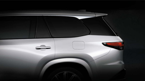 Компания Lexus показала на тизере свой новый внедорожник Lexus TX 