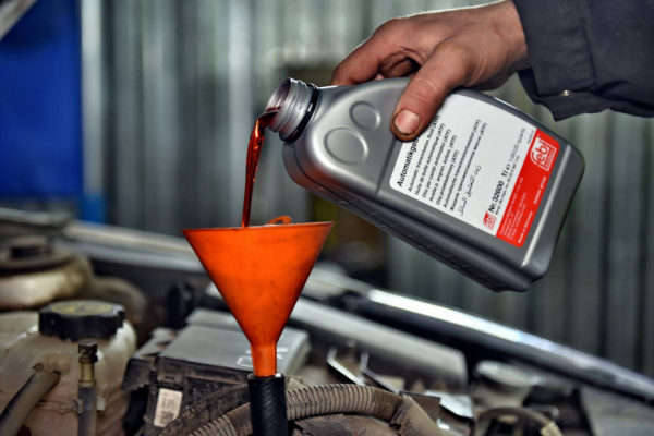 Специалист Кисенков рассказал о пагубных для автомашины советах от дилеров