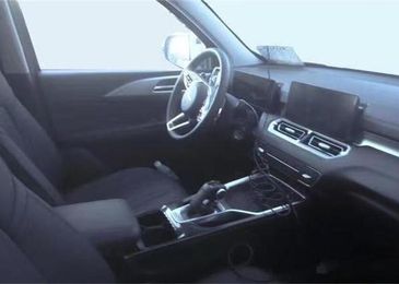 В Китае фотошпионы засекли самую уродливую из новых моделей Haval