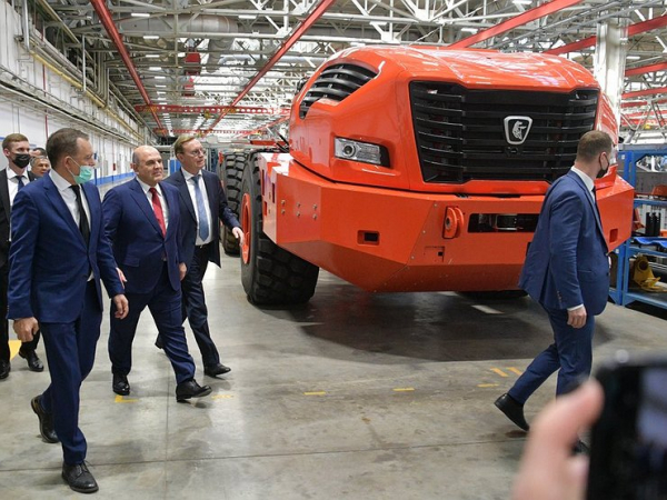 Зачем и почему российские власти объявили войну личному автотранспорту граждан