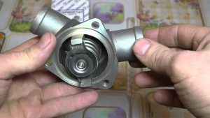 Замена термостата ВАЗ 2110: что нужно знать