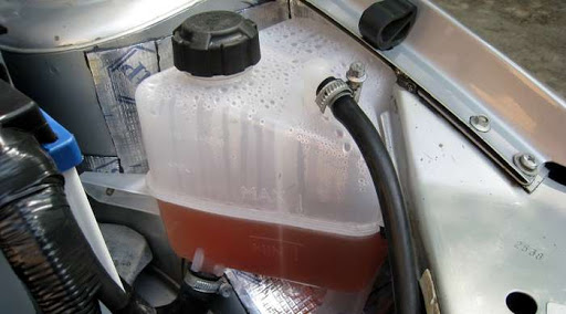 Замена ТОСОЛа Лада Приора: как поменять самому