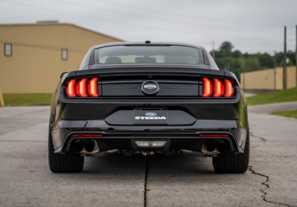 Ford Mustang отримав нову заряджену версію McQueen Racing Ford Mustang отримав нову заряджену версію McQueen Racing