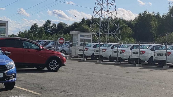 К 2027 году в Санкт-Петербурге будут выпускать до 100 тыс. авто LADA