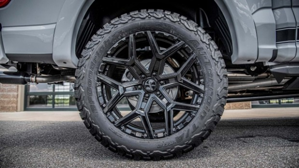 Shelby American представила своє бачення пікапа Ford F-150 Shelby American представила своє бачення пікапа Ford F-150