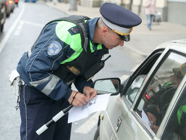 АВТОВАЗ получил китайское лицо, ГИБДД &mdash; новый инструмент для взяток, а дороги &mdash; беспилотники: итоги недели