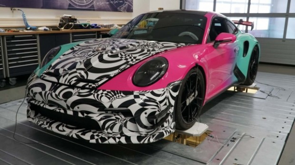 Ателье SSR Performance презентувало свое бачення Porsche 911 Turbo