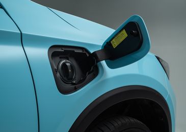 Детская непосредственность: первый тест-драйв китайского гибридного кроссовера Skywell HT-I