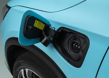 Детская непосредственность: первый тест-драйв китайского гибридного кроссовера Skywell HT-I