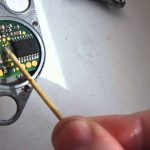 ДУТ (датчик уровня топлива): как работает топливный датчик