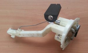 ДУТ (датчик уровня топлива): как работает топливный датчик