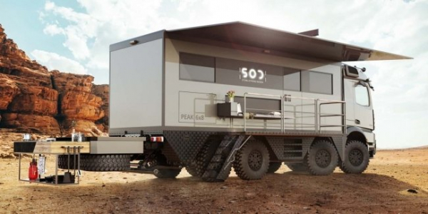 Представлено будинок на колесах Mercedes-Benz Arocs