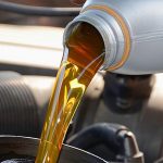 Изменился расход топлива после замены масла: что нужно знать