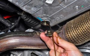 Какое масло заливать в Киа Рио: что нужно знать