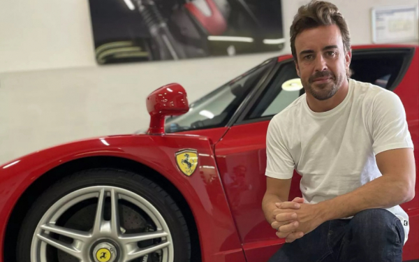 На продажу выставлен первый экземпляр Ferrari Enzo, принадлежавший Фернандо Алонсо