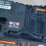 Полярность аккумулятора автомобиля: что нужно знать
