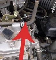 Причины запаха бензина в салоне