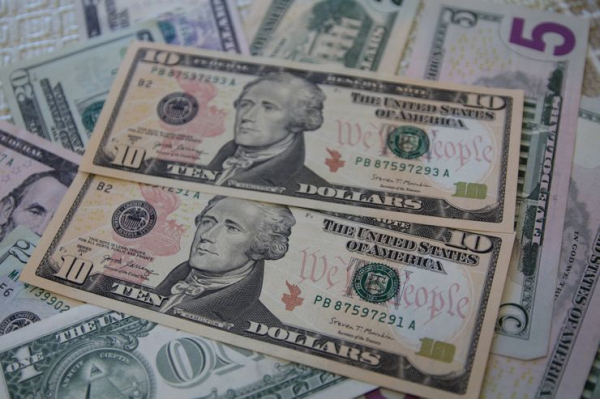 Прыг-скок: почему к концу года машины в России могут сильно подешеветь