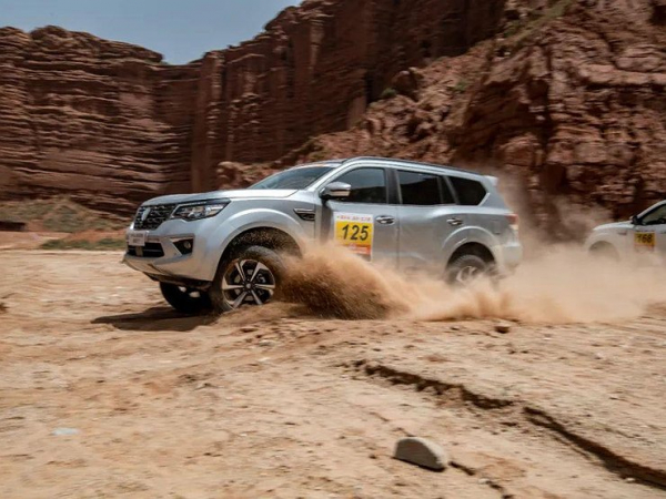 У Dongfeng скоро появится рамный внедорожник Paladin