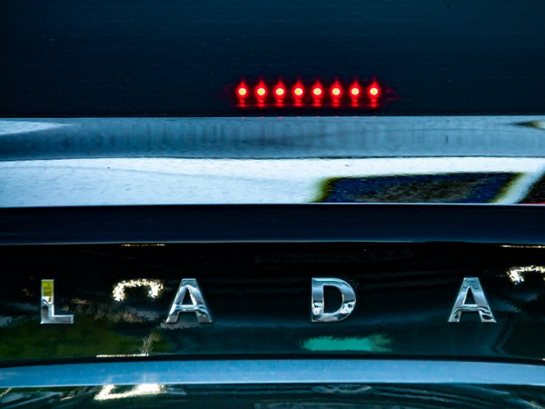 Возвращение «Жигулей»: названия моделей АВТОВАЗа могут переписать по-русски Возвращение «Жигулей»: названия моделей АВТОВАЗа могут переписать по-русски