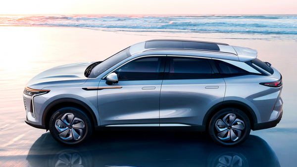 Названа  рублевая стоимость нового кроссовера Exeed RX