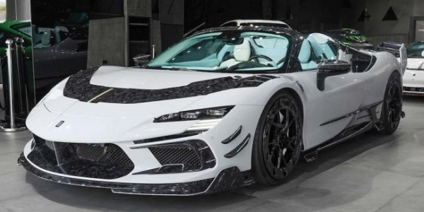 Mansory побудувала 1100-сильний Ferrari SF90 Spider