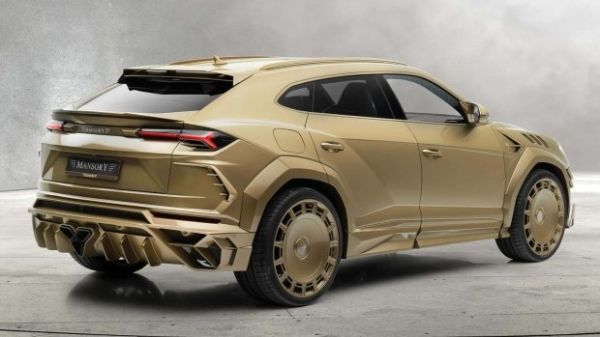 Компанія Mansory представила повністю золотий Lamborghini Urus