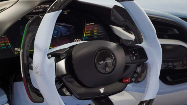 Mansory побудувала 1100-сильний Ferrari SF90 Spider