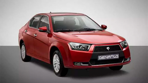 В Россию привезли иранский аналог LADA Vesta: стоимость приятно удивит