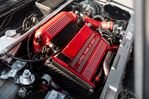 Manhart перетворило класичний Lancia Delta на 370-сильний спорткар
