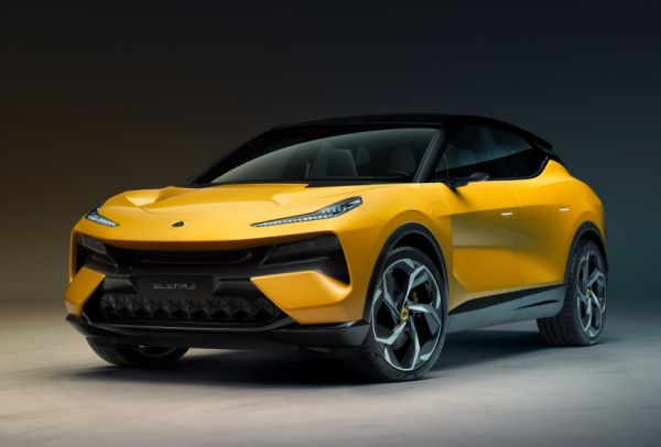 Автодилер поделился новой тенденцией на авторынке России в 2023 году