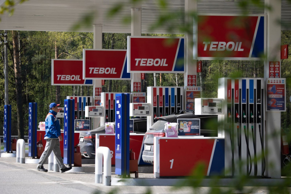 &laquo;Безымянная&raquo; АЗС vs фирменная АЗС: есть ли разница и стоит ли платить больше?