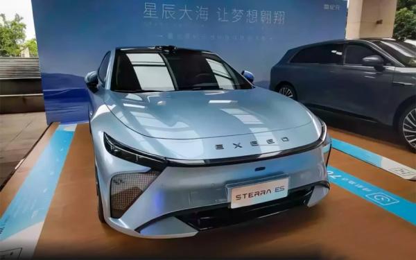 Дорогие электромобили Exlantix от Exeed будут продаваться в России в конце 2023 или начале 2024 года