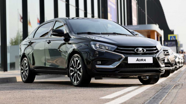 Депутатов и чиновников предложили пересадить на российские автомобили