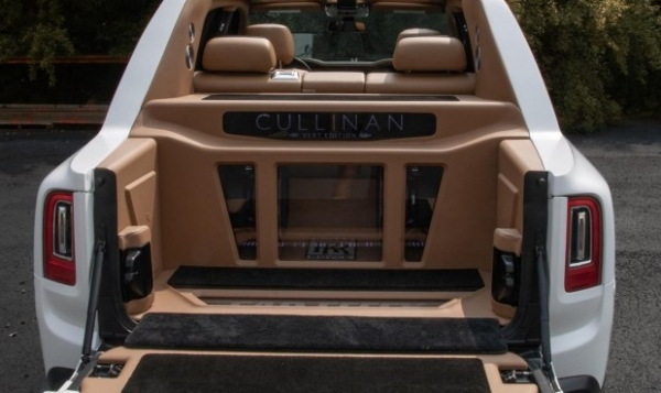Американський репер замовив оригінальний тюнінг Rolls-Royce Cullinan Американський репер замовив оригінальний тюнінг Rolls-Royce Cullinan