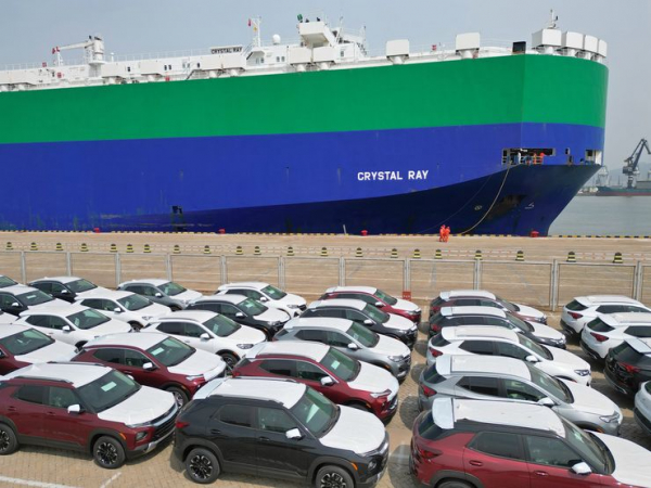 Японские власти решили резко увеличить российские продажи АВТОВАЗа и УАЗа