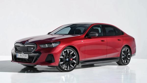 Компания BMW представила электрический BMW i5 2023 года в Гудвуде