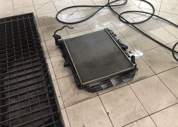 Мойка радиатора: как часто, как правильно, какими составами