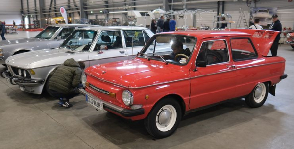 Почему к концу года авторынок страны скукожится на 30%