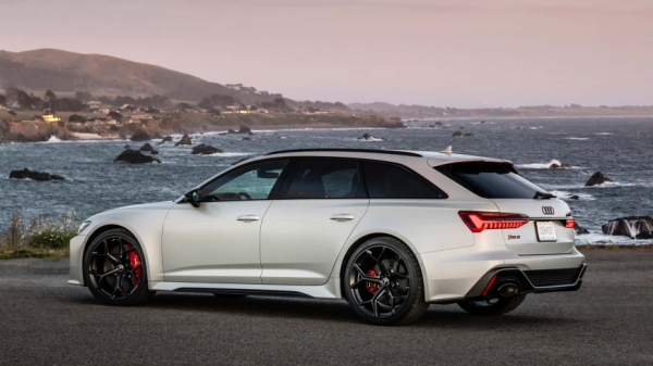 Посмотрите, как мощный универсал Audi RS6 Avant разгоняется до 100 км/ч за 3,2 секунды