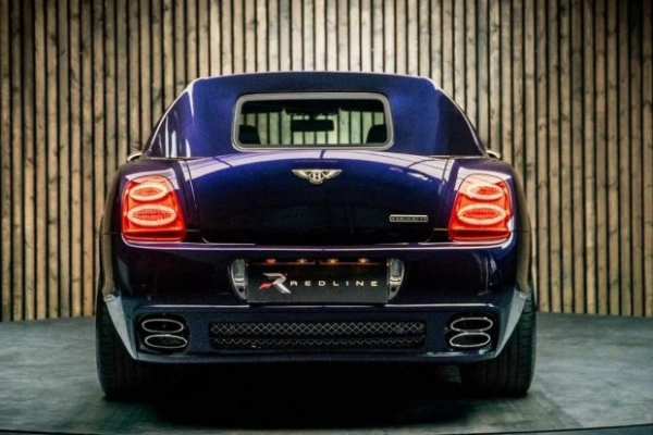 Унікальний пікап Bentley виставили на продаж