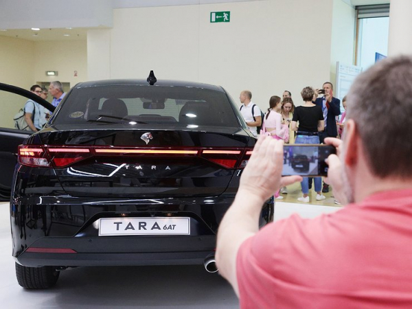 АВТОВАЗ и &laquo;Москвич&raquo; интригуют, Chery &laquo;мутит воду&raquo;, а иранцы обещают: итоги недели