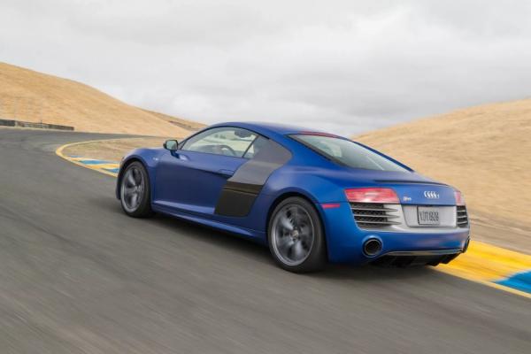 Компания Audi попрощается с Audi R8 на автомобильной неделе в Монтерее