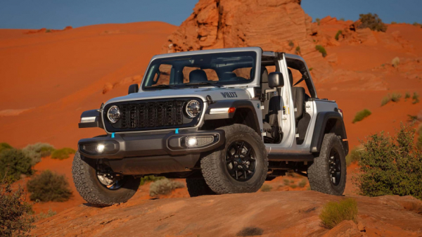 Компания Jeep продала 5-миллионный экземпляр внедорожинка Jeep Wrangler Компания Jeep продала 5-миллионный экземпляр внедорожинка Jeep Wrangler