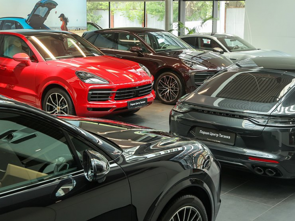 Кушайте, не обляпайтесь: как автодилеры отреагировали на повышение утильсбора