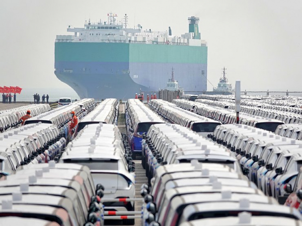 Надышаться перед смертью: в Россию завезли рекордное число машин из Японии