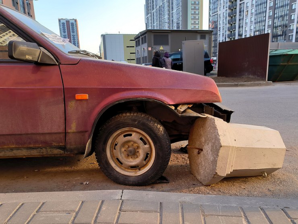 Почему у России никогда не будет ни своего суперкара, ни электромобиля