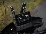 Среднеразмерный Adventure: мотоцикл для любителей свободы и приключений Среднеразмерный Adventure: мотоцикл для любителей свободы и приключений