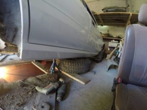 Замена порогов ВАЗ 2110: как заменить пороги самому